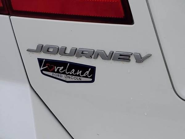 2018 Dodge Journey SE suv Vice White - - by dealer for sale in Loveland, CO – photo 15
