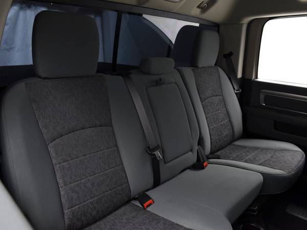 2019 Ram 1500 Classic Crew Cab Big Horn Pickup 4D 5 1/2 ft pickup -... for sale in Park Ridge, IL – photo 19