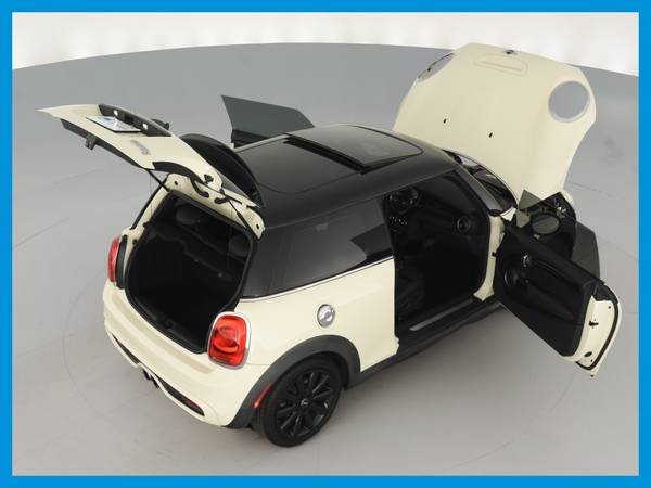 2015 MINI Hardtop 2 Door Cooper S Hatchback 2D hatchback White for sale in Sausalito, CA – photo 19