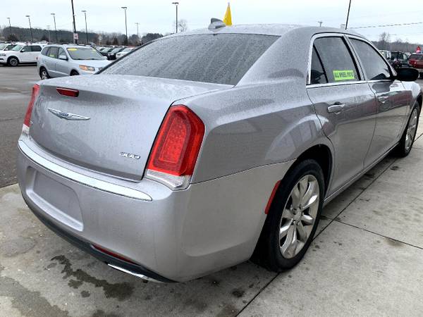2015 Chrysler 300 4dr Sdn Limited AWD - - by dealer for sale in Chesaning, MI – photo 4