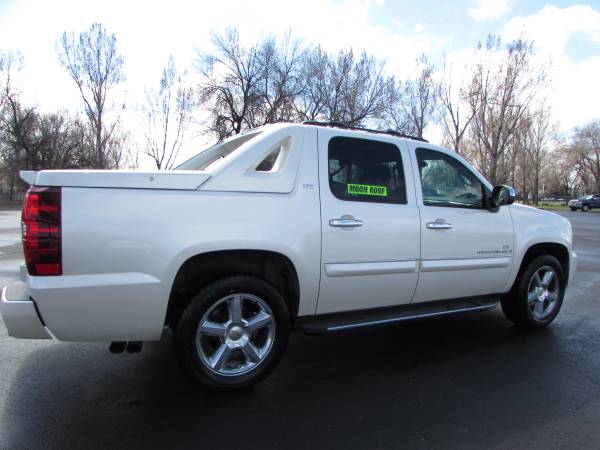 2008 Chevrolet Avalanche LTZ 4WD - White Diamond Edition - cars & for sale in Billings, MT – photo 5