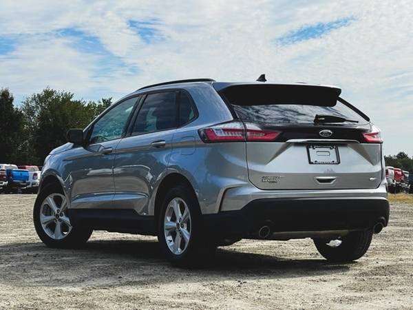 2020 Ford Edge SE suv Silver - - by dealer - vehicle for sale in Mendon, MA – photo 9