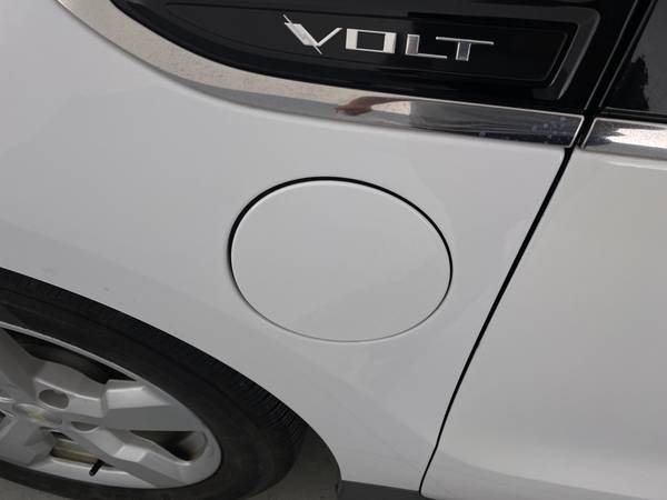 2013 Chevy Chevrolet Volt Sedan 4D sedan White - FINANCE ONLINE -... for sale in Visalia, CA – photo 18
