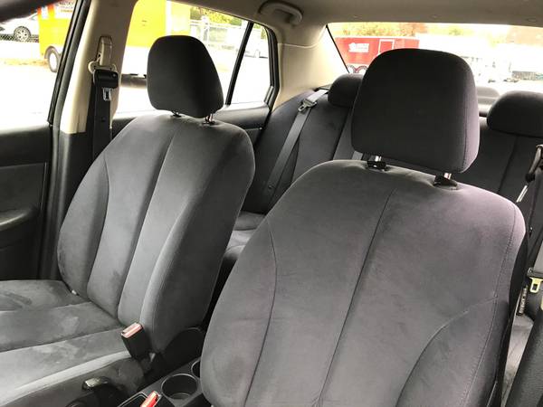 2008 Nissan Versa / great on gas ⛽️ 😀 for sale in Lawrence, MA – photo 9