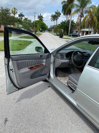 2003 Toyota Camry v6 XLE 2 owner Leather Extra Clean for sale in Boca Raton, FL – photo 9