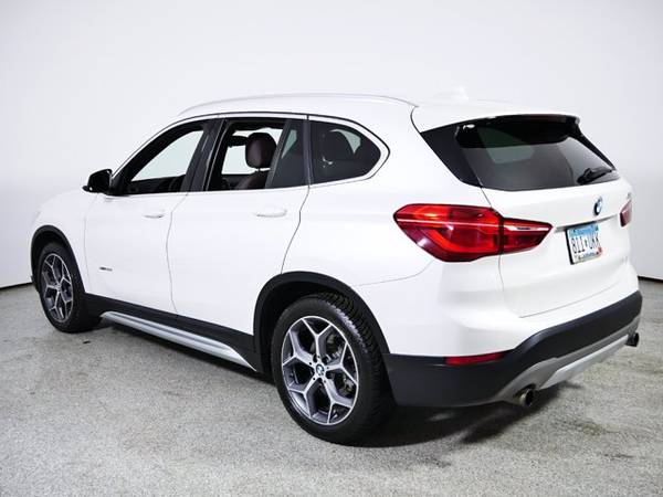 2016 BMW X1 xDrive28i - - by dealer - vehicle for sale in brooklyn center, MN – photo 10