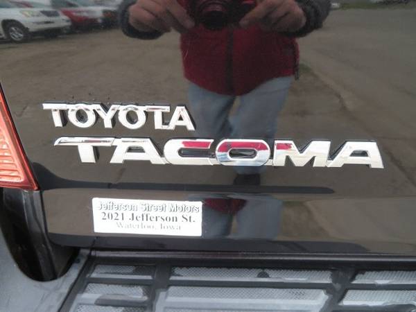 2005 Toyota Tacoma Double 128 Auto 4WD New Frame 221, 954 miles for sale in Waterloo, IA – photo 5
