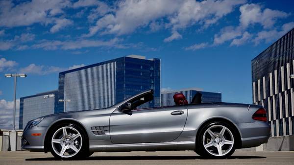 2011 Mercedes SL550 AMG Hard Top Convertible SHOW STOPPER ! WOW for sale in Austin, TX – photo 11
