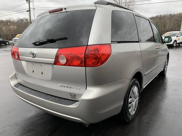 2008 Toyota Sienna LE ONE OWNER! EXCELLENT SHAPE! for sale in Other, MO – photo 5