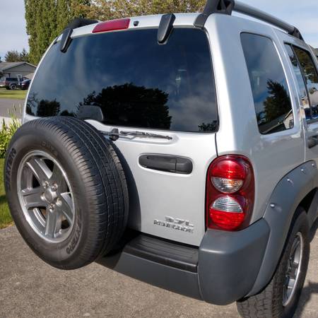 2005 Jeep Liberty Renegade 4X4 for sale in Bellingham, WA – photo 4