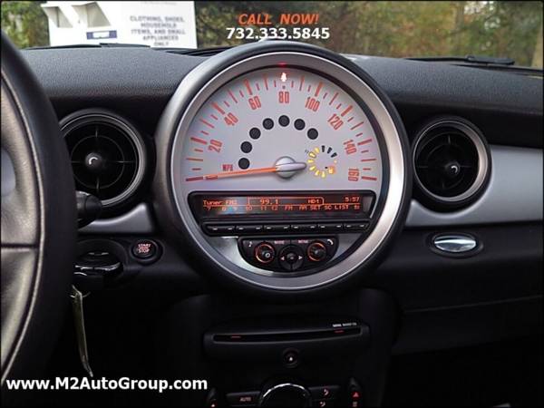 2013 Mini Cooper Hardtop Cooper 2dr Hatchback - cars & trucks - by... for sale in East Brunswick, NY – photo 9