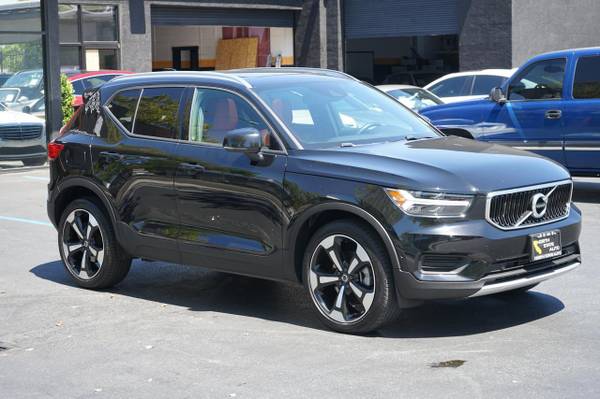 2019 Volvo XC40 Momentum - - by dealer - vehicle for sale in Walnut Creek, CA – photo 3