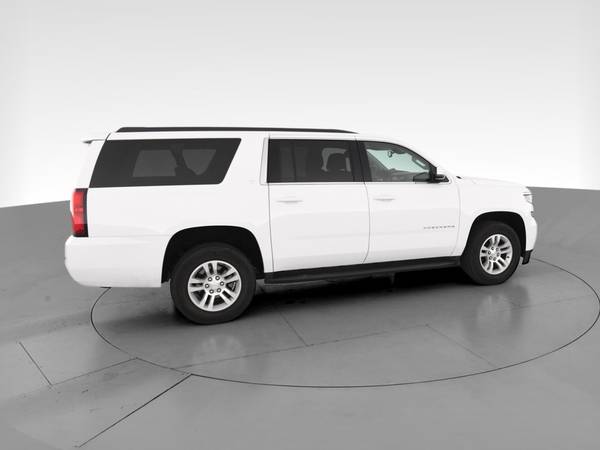 2020 Chevy Chevrolet Suburban LT Sport Utility 4D suv White -... for sale in Knoxville, TN – photo 12