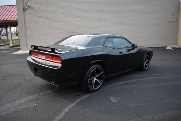 2010 Dodge Challenger R/T 2dr Coupe - - by dealer for sale in Knoxville, TN – photo 9