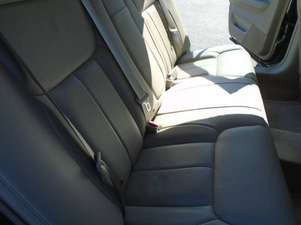 2006 CADILLAC DTS - - by dealer - vehicle automotive for sale in Elizabethtown, PA – photo 18
