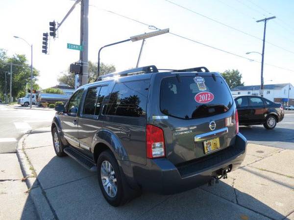 2012 Nissan Pathfinder LE - $499 Down Drives Today W.A.C.! - cars &... for sale in Toledo, OH – photo 4