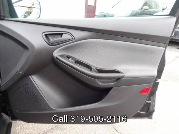 2012 Ford Focus SE for sale in Waterloo, IA – photo 18