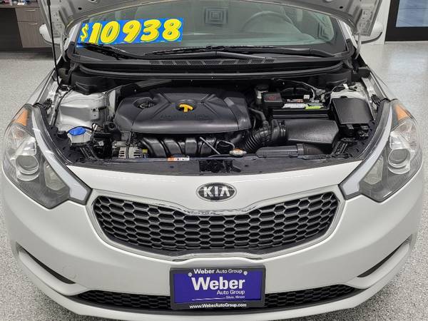 2016 Kia Forte LX- Well Maintained! - cars & trucks - by dealer -... for sale in Silvis, IA – photo 19