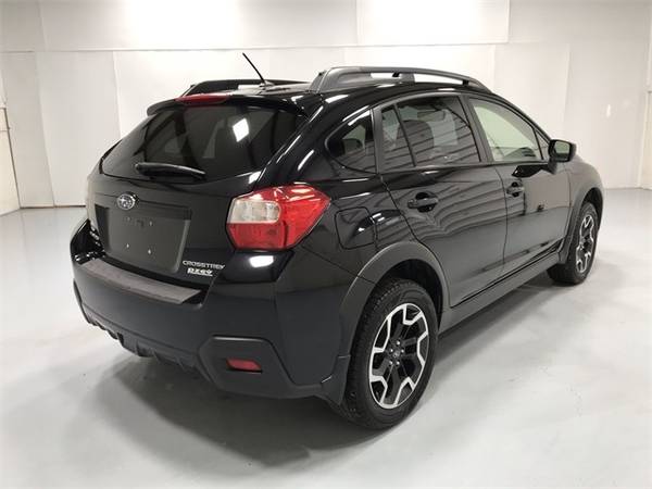 2017 Subaru Crosstrek 2.0i Premium with - cars & trucks - by dealer... for sale in Wapakoneta, OH – photo 5