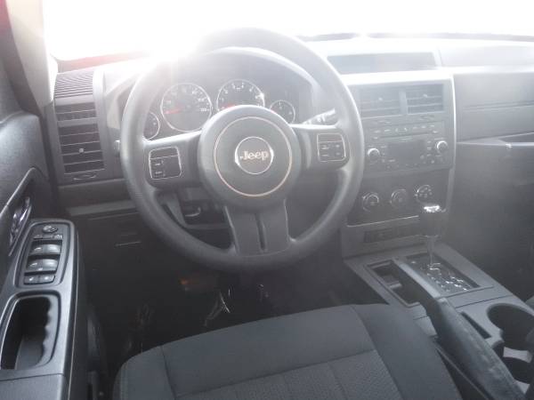 2011 Jeep Liberty Sport -Great Condition********** - cars & trucks -... for sale in Mesa, AZ – photo 6