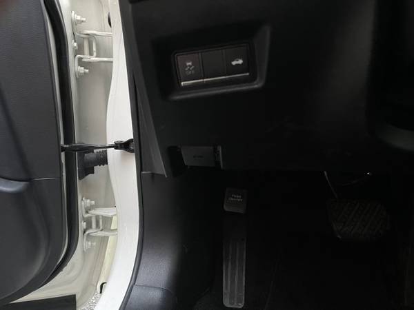 2015 INFINITI Q50 S 3 7 Sedan 4D CLEAN! - - by dealer for sale in Honolulu, HI – photo 16