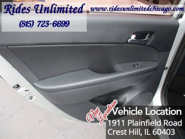 2012 Hyundai Elantra Touring GLS - - by dealer for sale in Crest Hill, IL – photo 19