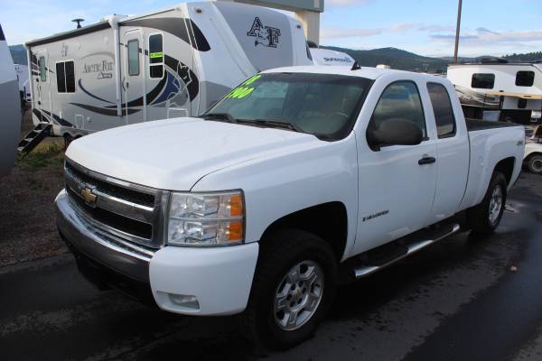 2008 Chevy Silverado LT 4X4-Black Leather-Tow Pkg-V8 for sale in Kalispell,MT, MT – photo 2