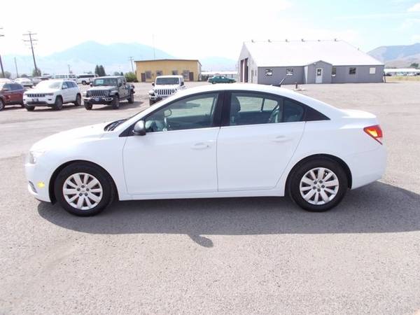 2011 Chevrolet Cruze LS - cars & trucks - by dealer - vehicle... for sale in Salmon, MT – photo 8