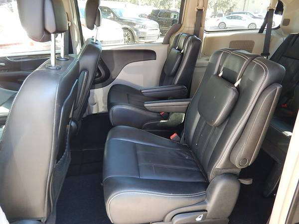 2014 Chrysler Town & Country 4dr Wgn Touring - cars & trucks - by... for sale in Pensacola, FL – photo 10