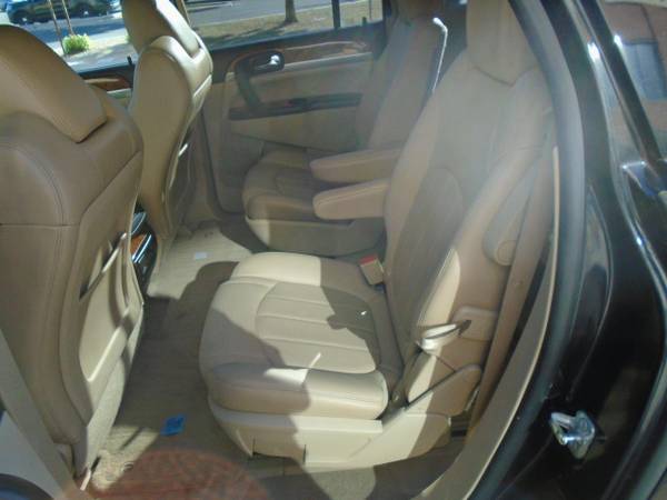 2011 Buick Enclave CXL - Loaded, Very nice for sale in Palo Verde, AZ – photo 13