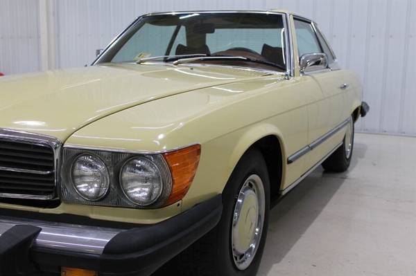 1974 Mercedes Benz 450SL - cars & trucks - by dealer - vehicle... for sale in Fort Wayne, IN – photo 5