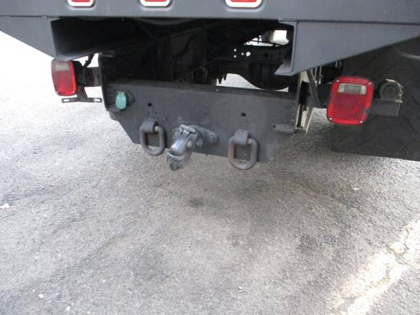 2009 International 4300 18 STAKE BODY, FLAT BED ** 40K MILES ** -... for sale in south amboy, LA – photo 11