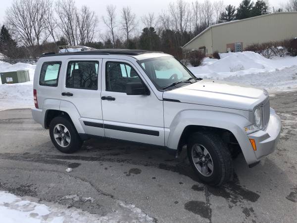 2008 JEEP LIBERTY SPORT 4x4 - - by dealer - vehicle for sale in Williston, VT – photo 4