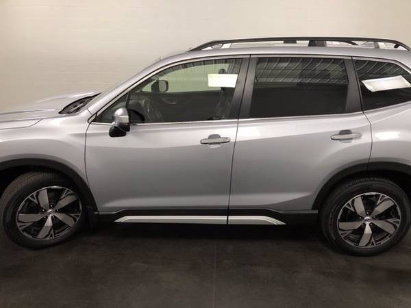 2019 Subaru Forester Ice Silver Metallic Unbelievable Value! for sale in Carrollton, OH – photo 5