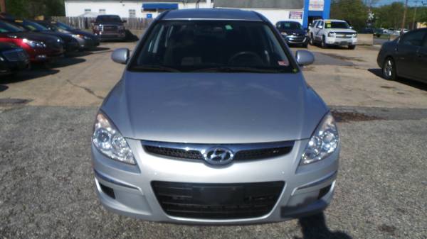 2011 Hyundai Elantra Touring GLS - - by dealer for sale in Upper Marlboro, District Of Columbia – photo 2