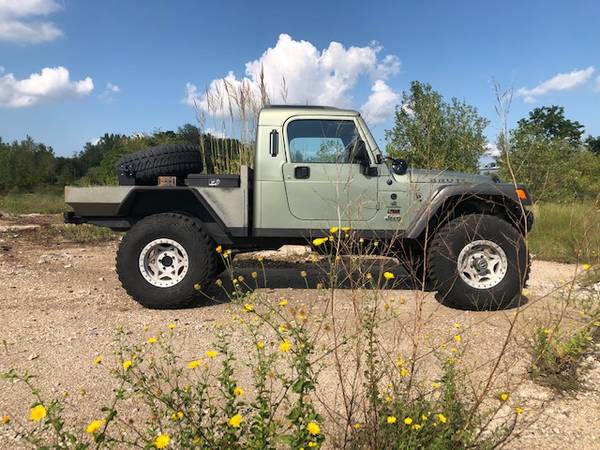 2003 Jeep Brute Utility AEV Hemi High Line RARE 1 of 50 Factory Built for sale in Joplin, MO – photo 2