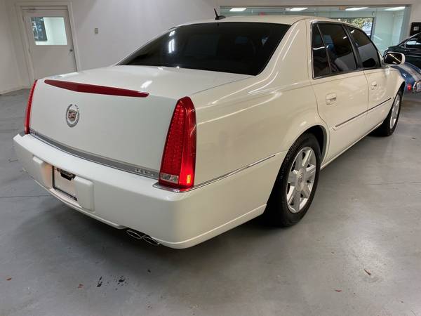 2007 Cadillac DTS for sale in Charlotte, NC – photo 3