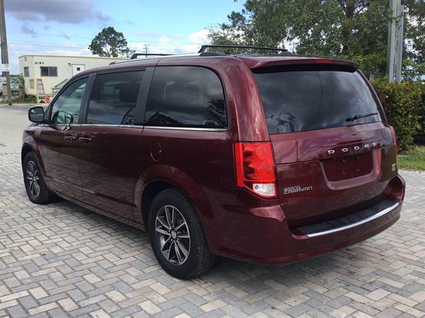 2017 Dodge Grand Caravan SXT - Lowest Miles / Cleanest Cars In FL -... for sale in Fort Myers, FL – photo 3