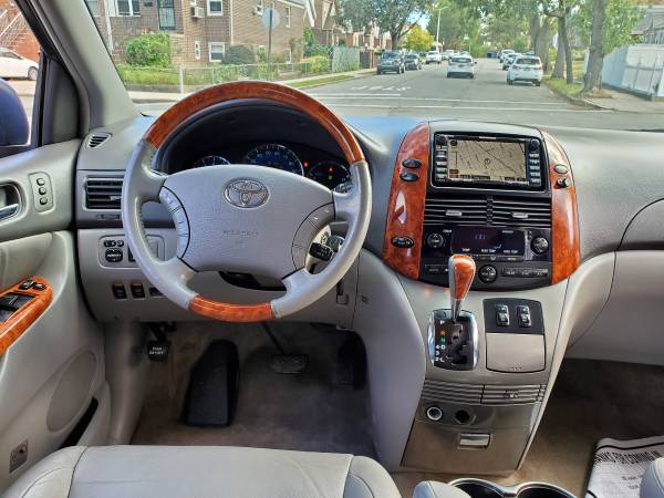 2008 Toyota Sienna XLE LIMITED AWD for sale in Bayside, NY – photo 19