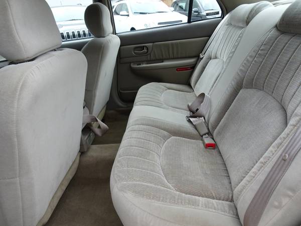 2000 Buick Century Only 70K - - by dealer - vehicle for sale in Waterloo, WI – photo 13