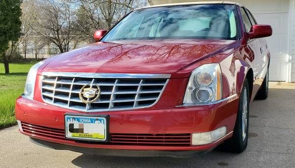 09 Cadillac DTS - luxury sedan for sale in Manchester, IA – photo 13