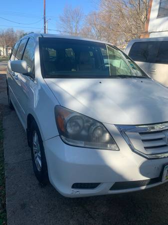 2009 Honda Odyssey - cars & trucks - by owner - vehicle automotive... for sale in Des Moines, IA – photo 2