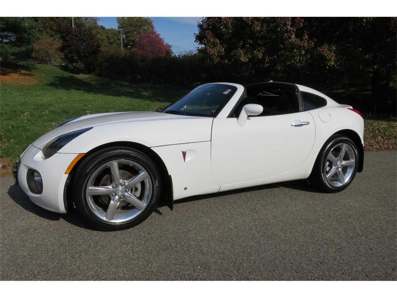 2009 Pontiac Solstice for sale in Milford City, CT – photo 9