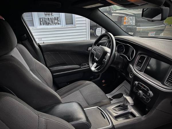 2016 Dodge Charger SXT - - by dealer - vehicle for sale in Goshen, IN – photo 12