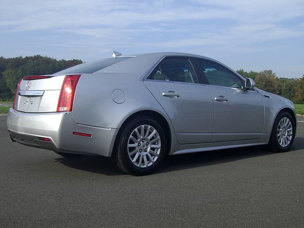 ★ 2013 CADILLAC CTS - AWD, BOSE STEREO, HEATED SEATS, ALLOY WHEELS for sale in East Windsor, MA – photo 3