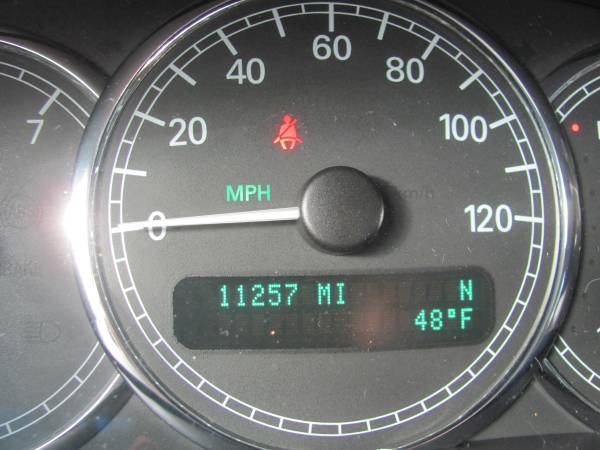 2005 Buick LaCrosse CX - 11300 mi! - cars & trucks - by owner -... for sale in Wilmette, IL – photo 2
