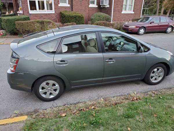 2005 Toyota Prius - cars & trucks - by owner - vehicle automotive sale for sale in Pittsburgh, PA – photo 4