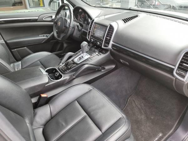 2012 Porsche Cayenne Sport Utility 4D Luxury - - by for sale in PUYALLUP, WA – photo 11
