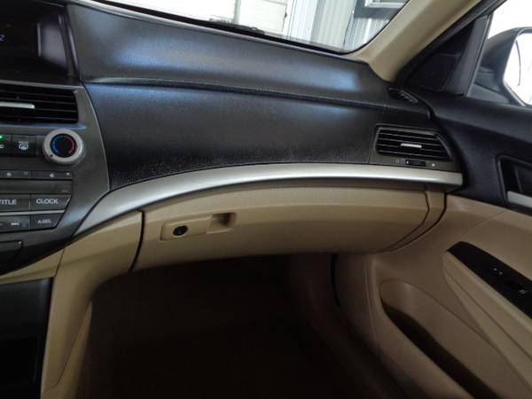 2012 Honda Accord SE - Sunroof - Leather - 79000 Miles - 1 Owner -... for sale in Gonzales, LA – photo 14