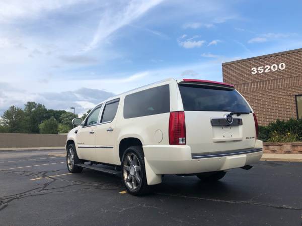 2008 CADILLAC ESCALADE ESV LUXURY NAV BACK UP CAM DOUBLE DVD MOONROOF for sale in Madison Heights, MI – photo 3